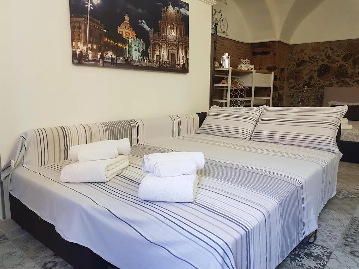 Villa La Piccola Grotta Ursino CTA Italia
